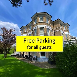 3* Hotel Applewood
